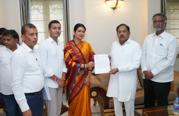 Jagaluru-Demanded-To-Be-Declared-Severe-Drought-Hit-Taluk-Prabha-Mallikarjun-Urges-DCM Jagaluru-Demanded-To-Be-Declared-Severe-Drought-Hit-Taluk-Prabha-Mallikarjun-Urges-DCM