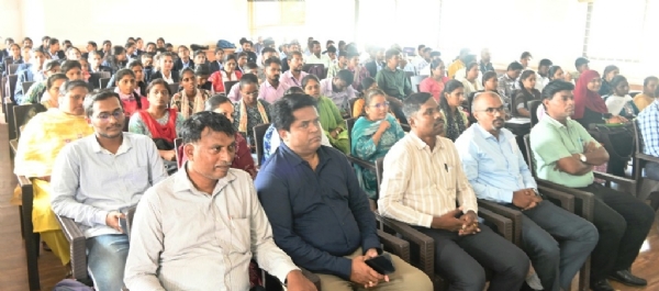 Technology helps in competitive exam preparation Technology helps in competitive exam preparation