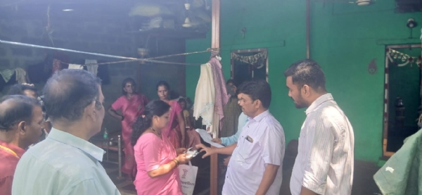 ಗೋಟೂರು ಗ್ರಾಮಕ್ಕೆ ಜಿಲ್ಲಾ ರೋಗವಾಹಕಗಳ ನಿಯಂತ್ರಣಾಧಿಕಾರಿ ಭೇಟಿ-ಪರಿಶೀಲನೆ ಗೋಟೂರು ಗ್ರಾಮಕ್ಕೆ ಜಿಲ್ಲಾ ರೋಗವಾಹಕಗಳ ನಿಯಂತ್ರಣಾಧಿಕಾರಿ ಭೇಟಿ-ಪರಿಶೀಲನೆ
