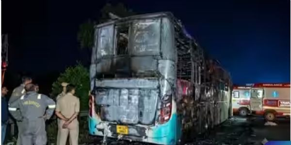 ನೊಯ್ಡಾ ಬಸ್ ದುರಂತ:ಪ್ರಧಾನಿ ಸಂತಾಪ, ಪರಿಹಾರ ಘೋಷಣೆ