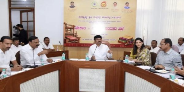 ನೇಕಾರರ ಸಮಸ್ಯೆಗಳಿಗೆ ಪರಿಹಾರಕ್ಕೆ ಸರ್ಕಾರ ಬದ್ಧ: ರುದ್ರಪ್ಪ ಲಮಾಣಿ