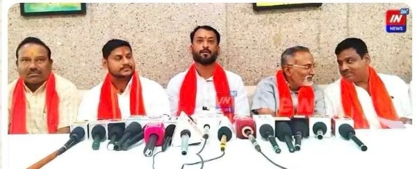 ಪ್ರತ್ಯಾರೋಪ ಪ್ರತ್ಯಾರೋಪ