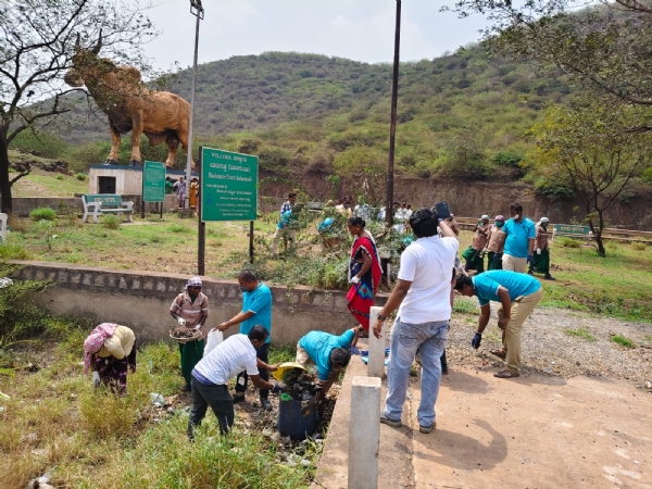 ವಿಶ್ವ ಪ್ರವಾಸೋದ್ಯಮ ದಿನಾಚರಣೆ : ಬೂದಿದಿಬ್ಬದಲ್ಲಿ ‘ಸ್ವಚ್ಛತಾ ಹಿ ಸೇವಾ’