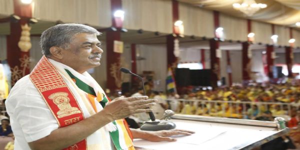 ಚುನಾವಣಾ ಆಯೋಗ ಮತ್ತು ಬಿಜೆಪಿ ವಿರುದ್ಧ ಹರಿಪ್ರಸಾದ್ ವಾಗ್ದಾಳಿ