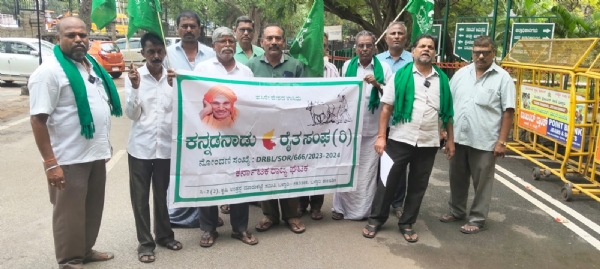 ಯುಪಿಐ ಮೇಲಿನ ಎಂಡಿಆರ್ ರದ್ದತಿಗೆ ಆಗ್ರಹ ಯುಪಿಐ ಮೇಲಿನ ಎಂಡಿಆರ್ ರದ್ದತಿಗೆ ಆಗ್ರಹ