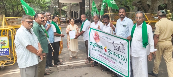 ಯುಪಿಐ ಮೇಲಿನ ಎಂಡಿಆರ್ ರದ್ದತಿಗೆ ಆಗ್ರಹ ಯುಪಿಐ ಮೇಲಿನ ಎಂಡಿಆರ್ ರದ್ದತಿಗೆ ಆಗ್ರಹ