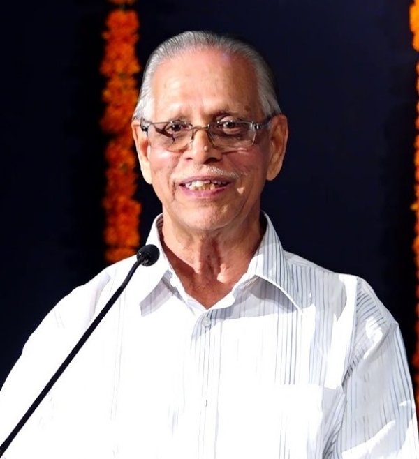 ಬೆಂಗಳೂರಿನ ಕೆ.ನಾರಾಯಣಪುರದಲ್ಲಿರುವ ಕ್ರಿಸ್ತು ಜಯಂತಿ ವಿಶ್ವವಿದ್ಯಾಲಯದ ಕನ್ನಡ ಭಾಷಾ ವಿಭಾಗದಿಂದ ಆಯೋಜಿಸಲಾಗಿದ್ದ ಕನ್ನಡ ಅನುವಾದ ಹೊಸ ಸಾಧ್ಯತೆಗಳು ಕುರಿತ ಆನ್ಲೈನ್ ಕಾರ್ಯಾಗಾರದಲ್ಲಿ ಕನ್ನಡ ವಿದ್ವಾಂಸ ಡಾ.ಪ್ರಧಾನ್ ಗುರುದತ್ತ ಮಾತನಾಡಿದರು. ಬೆಂಗಳೂರಿನ ಕೆ.ನಾರಾಯಣಪುರದಲ್ಲಿರುವ ಕ್ರಿಸ್ತು ಜಯಂತಿ ವಿಶ್ವವಿದ್ಯಾಲಯದ ಕನ್ನಡ ಭಾಷಾ ವಿಭಾಗದಿಂದ ಆಯೋಜಿಸಲಾಗಿದ್ದ ಕನ್ನಡ ಅನುವಾದ ಹೊಸ ಸಾಧ್ಯತೆಗಳು ಕುರಿತ ಆನ್ಲೈನ್ ಕಾರ್ಯಾಗಾರದಲ್ಲಿ ಕನ್ನಡ ವಿದ್ವಾಂಸ ಡಾ.ಪ್ರಧಾನ್ ಗುರುದತ್ತ ಮಾತನಾಡಿದರು.