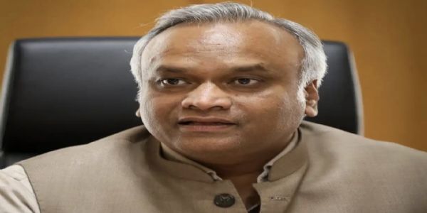 ಸಂಚಾರಿ ನಿಯಮ ಉಲ್ಲಂಘನೆಗೆ ಕಡಿವಾಣ: ಕಠಿಣ ಕ್ರಮಕ್ಕೆ ಗೃಹ ಸಚಿವ ಪ್ರಿಯಾಂಕ್ ಖರ್ಗೆ ಸೂಚನೆ