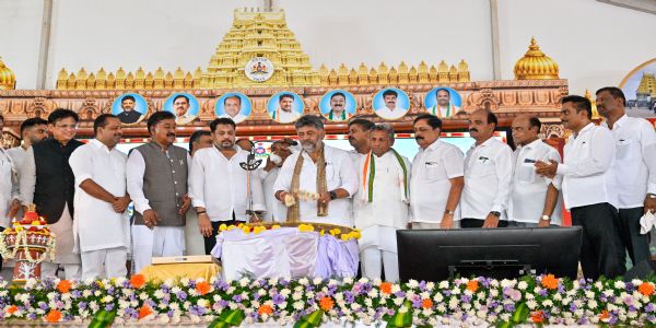 ಚಾಮರಾಜನಗರ ಜಿಲ್ಲೆಯ ಸಮಗ್ರ ಅಭಿವೃದ್ಧಿಗೆ ಸರ್ಕಾರ ಬದ್ಧ: ಸಿಎಂ ಡಿ.ಕೆ. ಶಿವಕುಮಾರ್