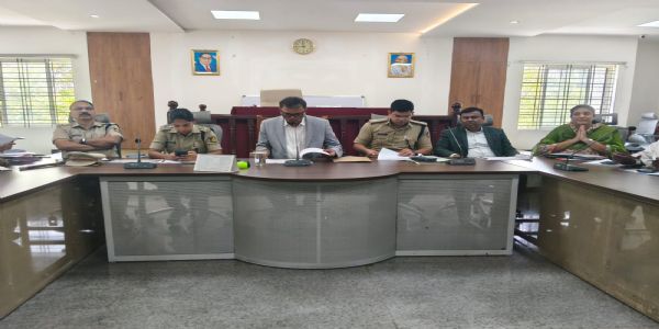 ಅರಣ್ಯ ಒತ್ತುವರಿ ತೆರವು ನೆಪದಲ್ಲಿ ಪರಿಶಿಷ್ಟರ ಒಕ್ಕಲೆಬ್ಬಿಸಿದರೆ ಕಠಿಣ ಕ್ರಮ: ಜಿಲ್ಲಾಧಿಕಾರಿ ಎಚ್ಚರಿಕೆ