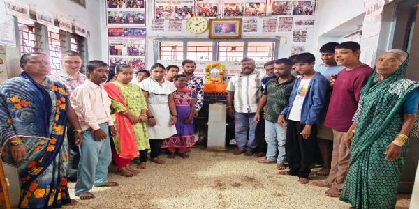 ಶಿಕ್ಷಕರ ಜವಾಬ್ದಾರಿ ಸಮಾಜದ ಅಂಕುಡೊಂಕು ತಿದ್ದುವುದು: ಮಂಜುನಾಥ ಹದ್ದಣ್ಣವರ
