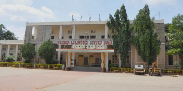ಖಾಲಿ ನಿವೇಶನ ಸ್ವಚ್ಛವಾಗಿಡಲು ನಗರಸಭೆ ಸೂಚನೆ