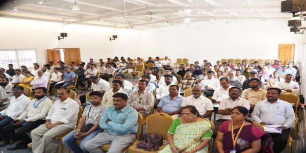 ಬಳ್ಳಾರಿ: ಆಸ್ಪಿರೇಷನ್ ಡಿಸ್ಟ್ರಿಕ್ಟ್- ಜೀನ್ಸ್ ರಫ್ತುದಾರರಿಗೆ ಕೇಂದ್ರ, ರಾಜ್ಯ ಸರ್ಕಾರದ ನೆರವು
