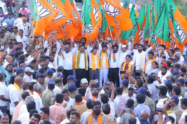 ಮುಖ್ಯಮಂತ್ರಿಗಳೇ ನ್ಯಾಯಯುತ ಹೋರಾಟ ಹತ್ತಿಕ್ಕಬೇಡಿ: ಬಿ.ವೈ.ವಿಜಯೇಂದ್ರ ಮುಖ್ಯಮಂತ್ರಿಗಳೇ ನ್ಯಾಯಯುತ ಹೋರಾಟ ಹತ್ತಿಕ್ಕಬೇಡಿ: ಬಿ.ವೈ.ವಿಜಯೇಂದ್ರ