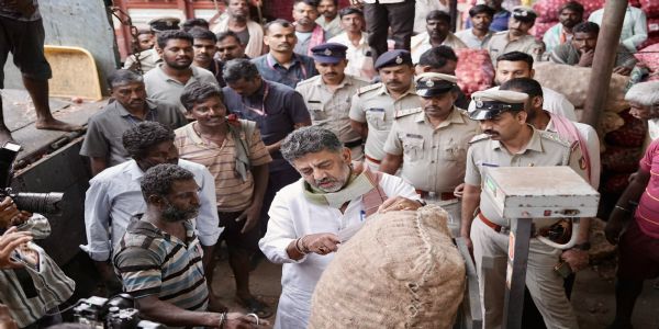 ಎಪಿಎಂಸಿಯಲ್ಲಿ ಬಾಲ ಕಾರ್ಮಿಕ ಪದ್ಧತಿ ತಕ್ಷಣ ನಿಲ್ಲಿಸಿ:ಮುಖ್ಯಮಂತ್ರಿ