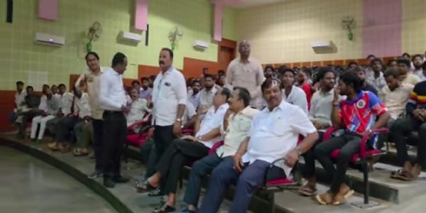 ಗಣೇಶೋತ್ಸವಕ್ಕೆ ಅನುಮತಿ:ಜಿಲ್ಲಾಡಳಿತದ ವಿರುದ್ಧ ಕುಮಾರಸ್ವಾಮಿ ಆಕ್ರೋಶ